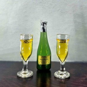 Champagnerflasche mit 2 Gläser